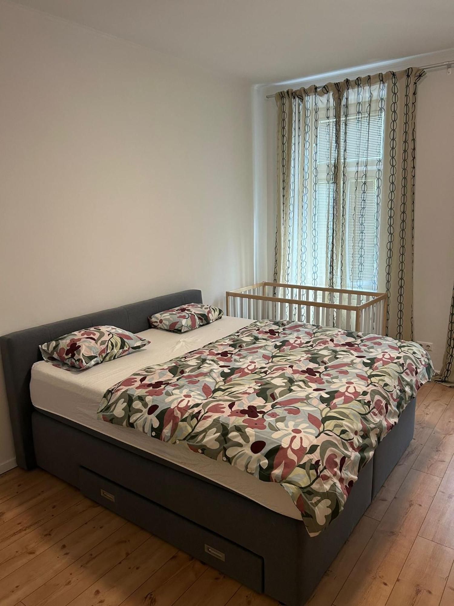 Favoriten Apartament *
